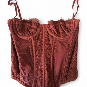 Elegant Lace Bustier Top